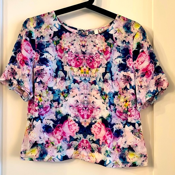 EVER NEW/FOREVER NEW cropped floral blouse - Picture 1 of 3